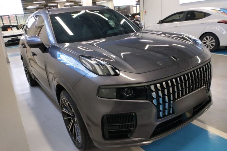 Used Lynk & Co 09 EM-P 2023 2.0TD EM-P Long-Range Version PM 7-Seater Front Right 45 Deg