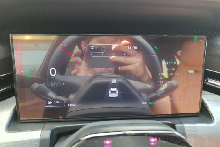 Used Lynk & Co 09 EM-P 2023 2.0TD EM-P Long-Range Version PM Six-Seater Instrument Cluster