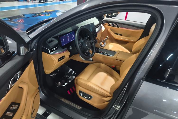 Used Lynk & Co 09 EM-P 2023 2.0TD EM-P Long-Range Version PM Six-Seater Interior 3