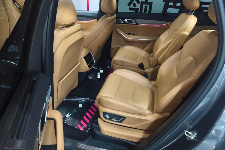Used Lynk & Co 09 EM-P 2023 2.0TD EM-P Long-Range Version PM Six-Seater Interior 4