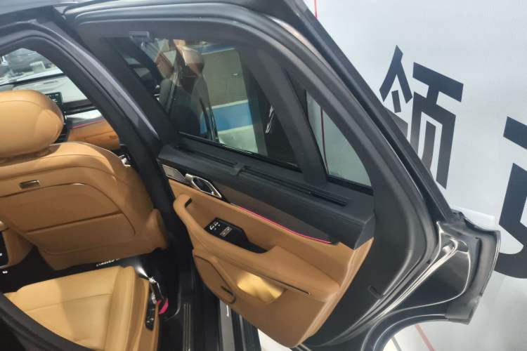 Used Lynk & Co 09 EM-P 2023 2.0TD EM-P Long-Range Version PM Six-Seater Interior 6