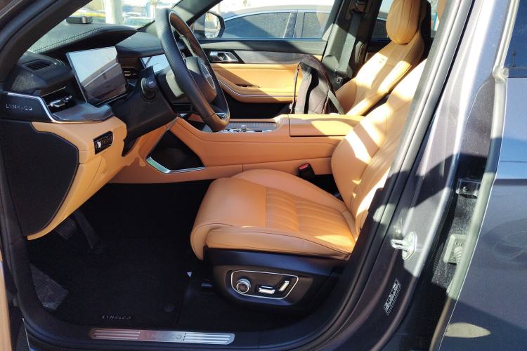 Used Lynk & Co 09 EM-P 2023 2.0TD EM-P Long-Range Version PM 7-Seater Left Front Seat