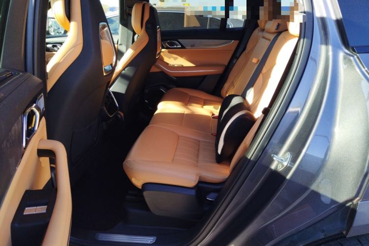 Used Lynk & Co 09 EM-P 2023 2.0TD EM-P Long-Range Version PM 7-Seater Left Rear Seat