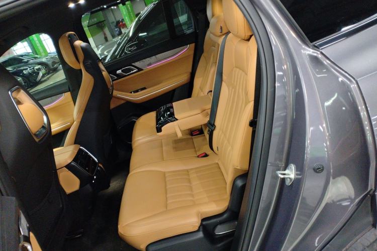 Used Lynk & Co 09 EM-P 2023 2.0TD EM-P Long-Range Version PM 7-Seater Left Rear Seat