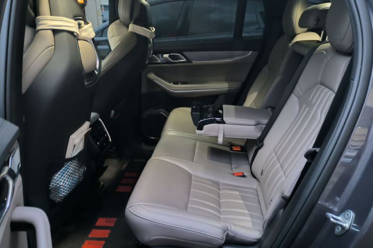Used Lynk & Co 09 EM-P 2023 2.0TD EM-P Long-Range Version PM 7-Seater Left Rear Seat