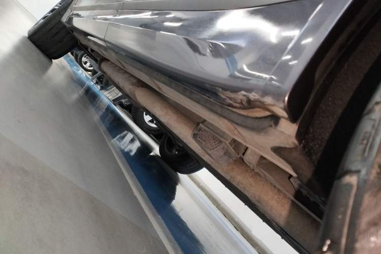 Used Lynk & Co 09 EM-P 2023 2.0TD EM-P Long-Range Version PM 7-Seater Left Side Sill