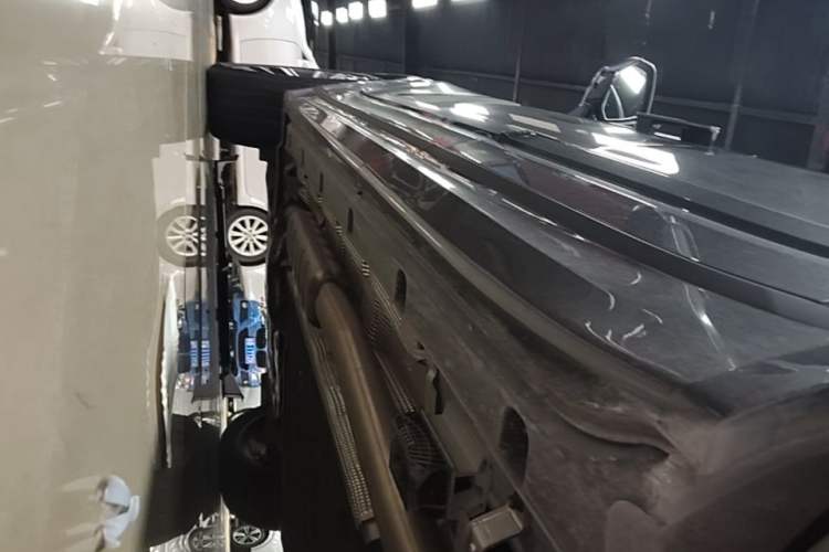 Used Lynk & Co 09 EM-P 2023 2.0TD EM-P Long-Range Version PM Six-Seater Left Side Sill