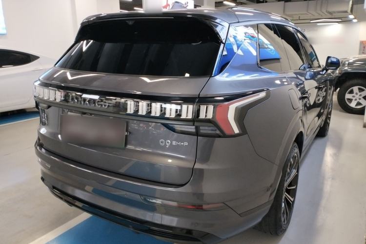 Used Lynk & Co 09 EM-P 2023 2.0TD EM-P Long-Range Version PM 7-Seater Rear Right 45 Deg