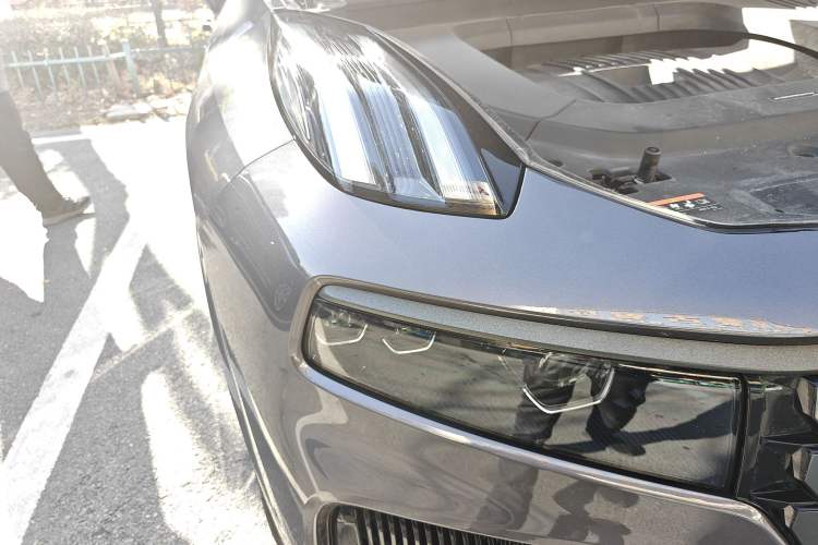 Used Lynk & Co 09 EM-P 2023 2.0TD EM-P Long-Range Version PM 7-Seater Right Front Headlight