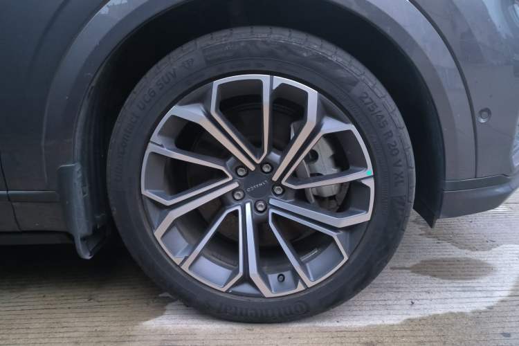 Used Lynk & Co 09 EM-P 2023 2.0TD EM-P Long-Range Version PM 7-Seater Right Front Wheel Hub