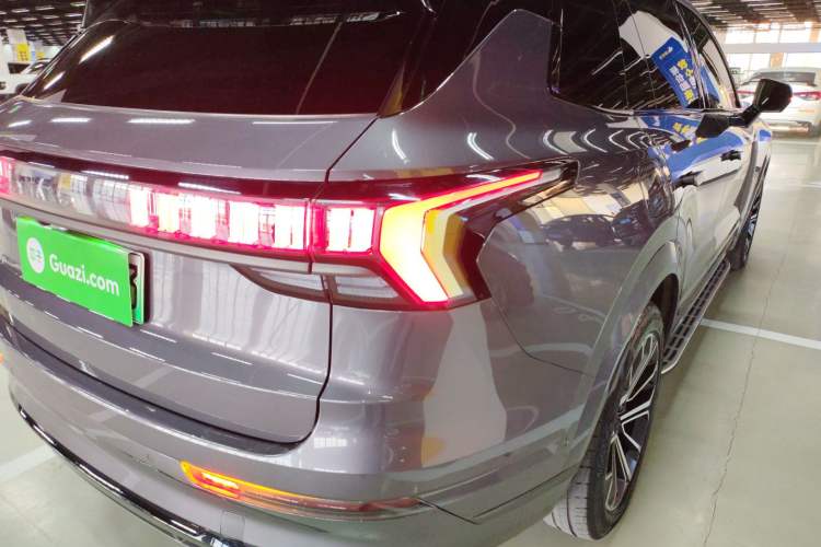 Used Lynk & Co 09 EM-P 2023 2.0TD EM-P Long-Range Version PM Six-Seater Right Rear Taillight