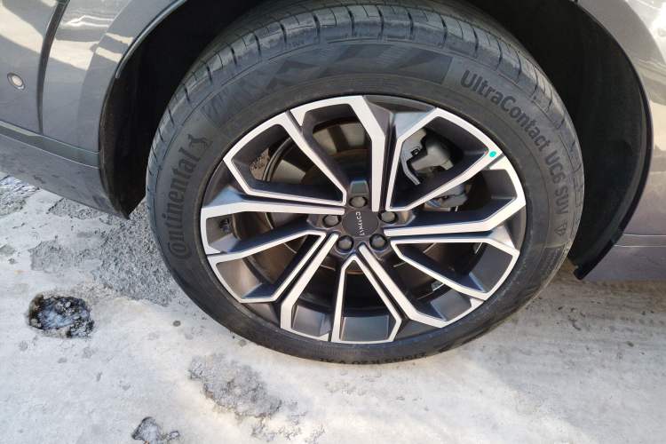 Used Lynk & Co 09 EM-P 2023 2.0TD EM-P Long-Range Version PM 7-Seater Right Rear Wheel Hub