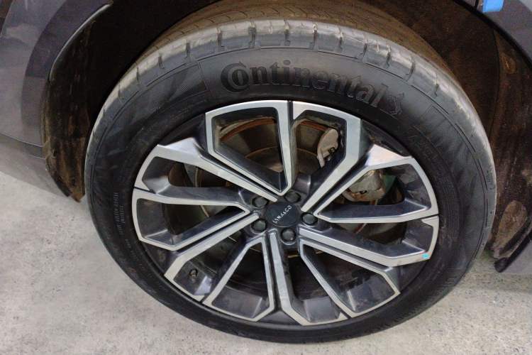 Used Lynk & Co 09 EM-P 2023 2.0TD EM-P Long-Range Version PM 7-Seater Right Rear Wheel Hub