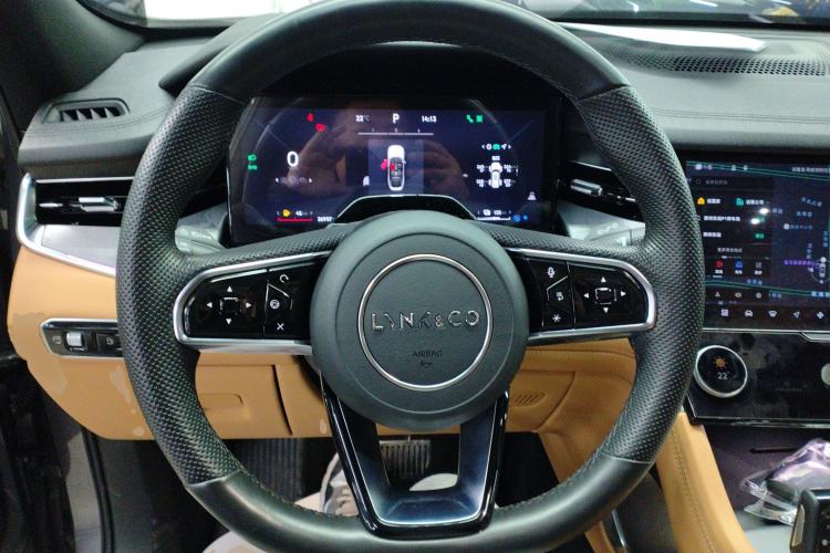 Used Lynk & Co 09 EM-P 2023 2.0TD EM-P Long-Range Version PM 7-Seater Steering Wheel