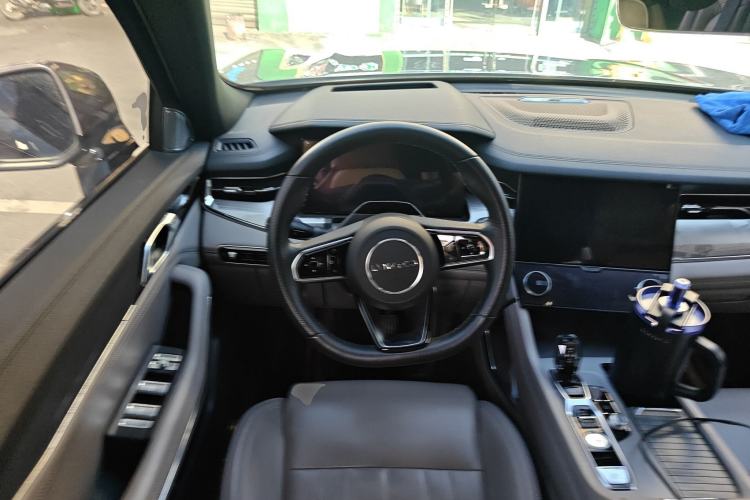 Used Lynk & Co 09 EM-P 2023 2.0TD EM-P Long-Range Version PM 7-Seater Steering Wheel