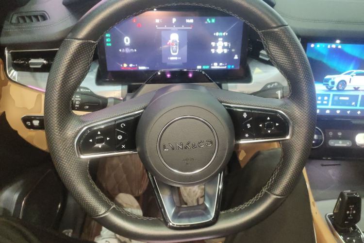 Used Lynk & Co 09 EM-P 2023 2.0TD EM-P Long-Range Version PM 7-Seater Steering Wheel