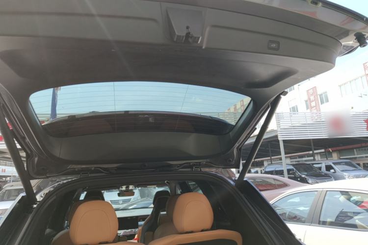 Used Lynk & Co 09 EM-P 2023 2.0TD EM-P Long-Range Version PM Six-Seater Trunk