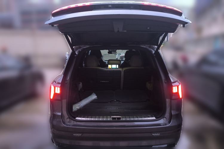 Used Lynk & Co 09 EM-P 2023 2.0TD EM-P Long-Range Version PM 7-Seater Trunk