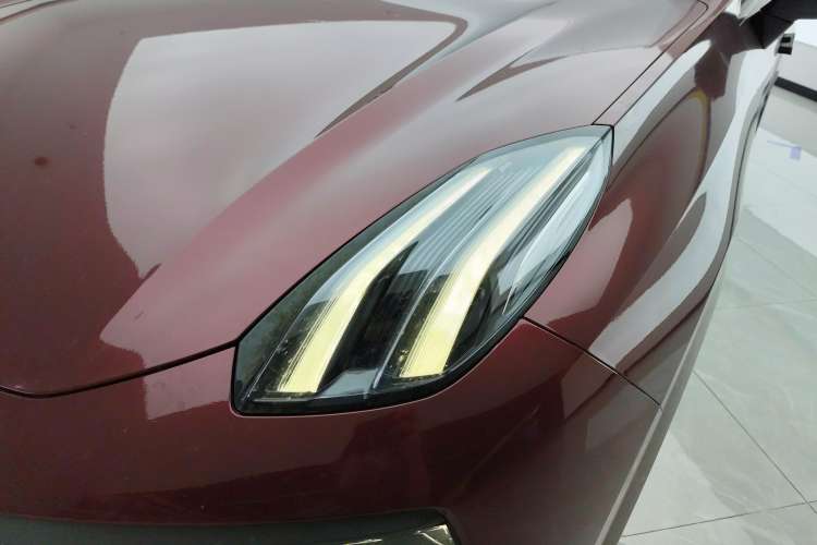 Used Lynk & Co 09 EM-P 2023 2.0TD EM-P Long-Range Version PM Six-Seater Left Front Headlight