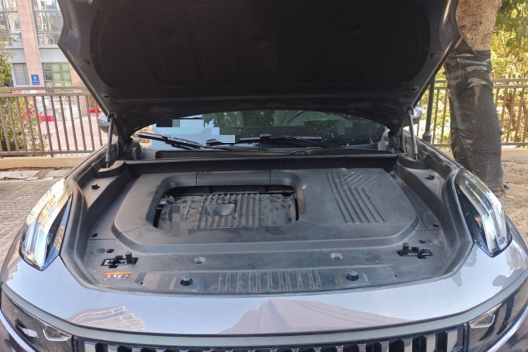 Used Lynk & Co 09 EM-P 2023 2.0TD EM-P Long-Range Version PM 7-Seater Engine Bay