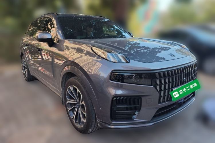 Used Lynk & Co 09 EM-P 2023 2.0TD EM-P Long-Range Version PM 7-Seater Front Right 45 Deg