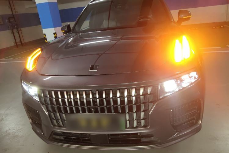 Used Lynk & Co 09 EM-P 2023 2.0TD EM-P Long-Range Version PM Six-Seater Front