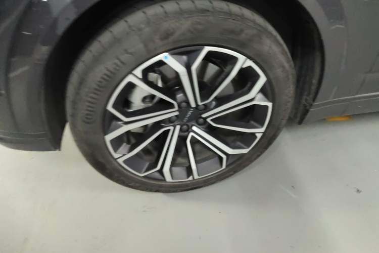 Used Lynk & Co 09 EM-P 2023 2.0TD EM-P Long-Range Version PM Six-Seater Left Front Wheel Hub