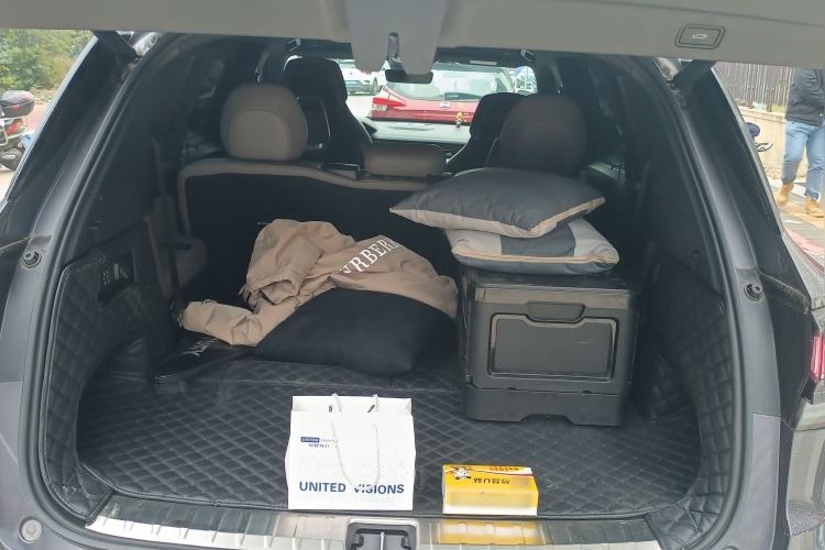 Used Lynk & Co 09 EM-P 2023 2.0TD EM-P Long-Range Version AM Seven-Seater Trunk