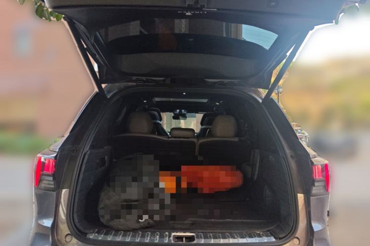 Used Lynk & Co 09 EM-P 2023 2.0TD EM-P Long-Range Version PM 7-Seater Trunk