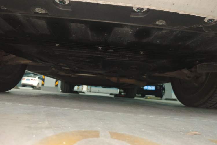 Used Lynk & Co 09 EM-P 2023 2.0TD EM-P Long-Range Version PM 7-Seater Chassis Front