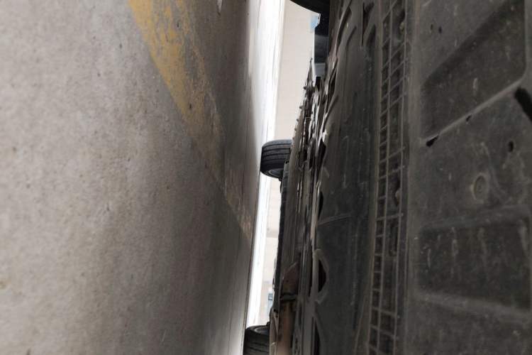 Used Lynk & Co 09 EM-P 2023 2.0TD EM-P Long-Range Version PM Six-Seater Chassis Front