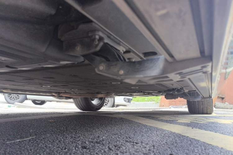 Used Lynk & Co 09 EM-P 2023 2.0TD EM-P Long-Range Version PM Six-Seater Chassis Rear Right