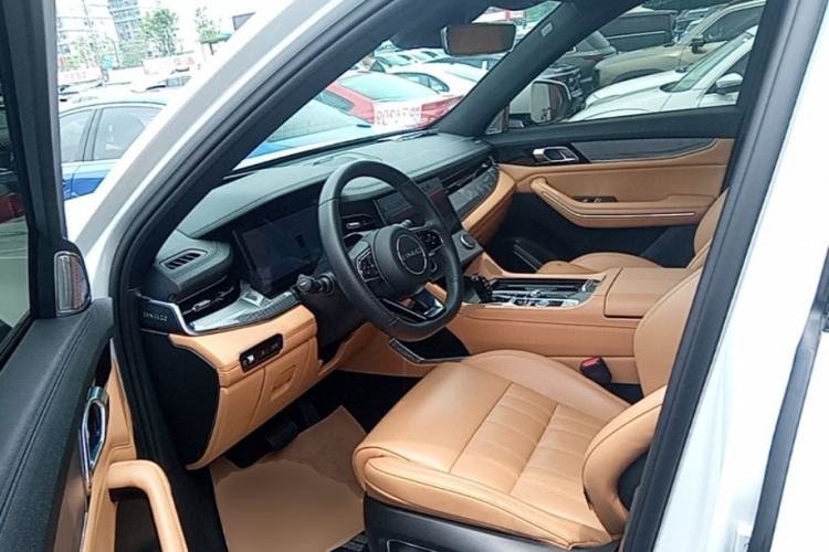 Used Lynk & Co 09 EM-P 2023 2.0TD EM-P Long-Range Version PM 7-Seater Driver Seat