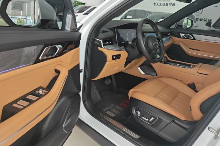Used Lynk & Co 09 EM-P 2023 2.0TD EM-P Long-Range Version PM 7-Seater Driver Seat