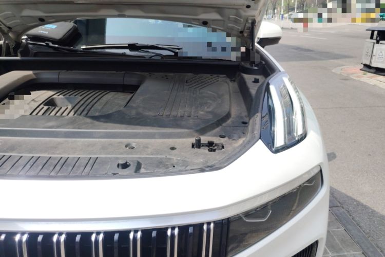 Used Lynk & Co 09 EM-P 2023 2.0TD EM-P Four-Wheel Drive Asian Games Executive Edition Five Seats Engine Bay Left