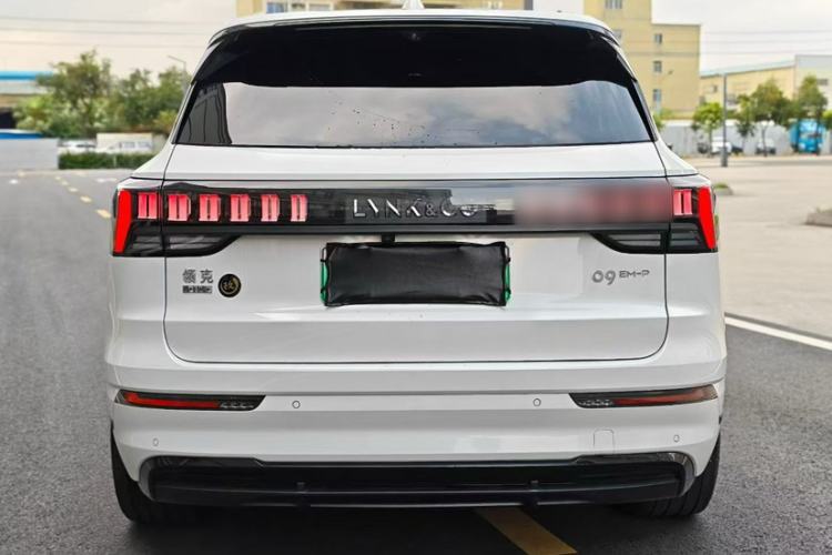 Used Lynk & Co 09 EM-P 2023 2.0TD EM-P Long-Range Version PM 7-Seater Exterior 3