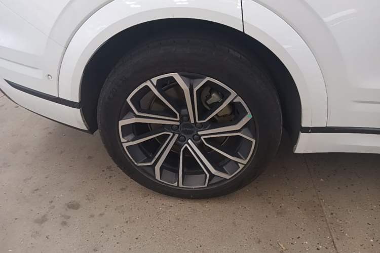 Used Lynk & Co 09 EM-P 2023 2.0TD EM-P Long-Range Version PM 7-Seater Exterior 5