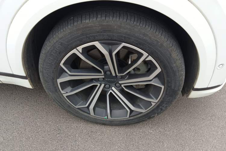 Used Lynk & Co 09 EM-P 2023 2.0TD EM-P Long-Range Version PM 7-Seater Exterior 7