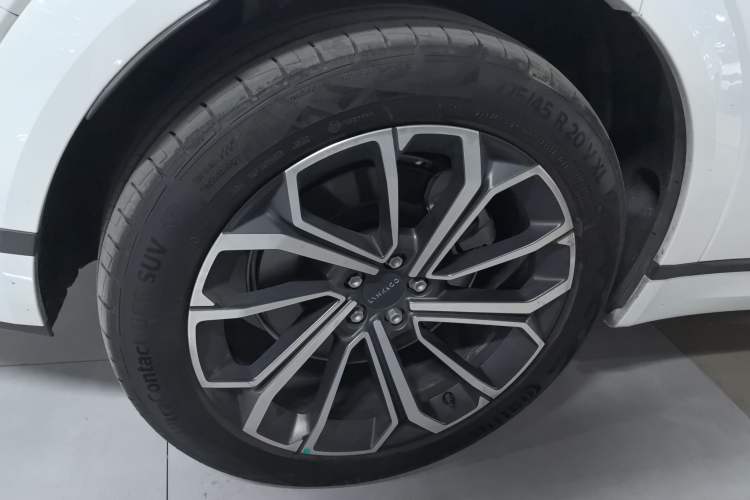 Used Lynk & Co 09 EM-P 2023 2.0TD EM-P Long-Range Version PM 7-Seater Exterior 8
