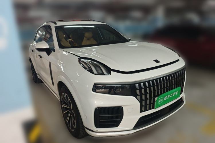 Used Lynk & Co 09 EM-P 2023 2.0TD EM-P Long-Range Version PM 7-Seater Front Right 45 Deg