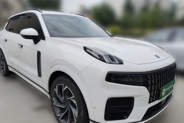 Used Lynk & Co 09 EM-P 2023 2.0TD EM-P Long-Range Version PM Six-Seater Front Right 45 Deg