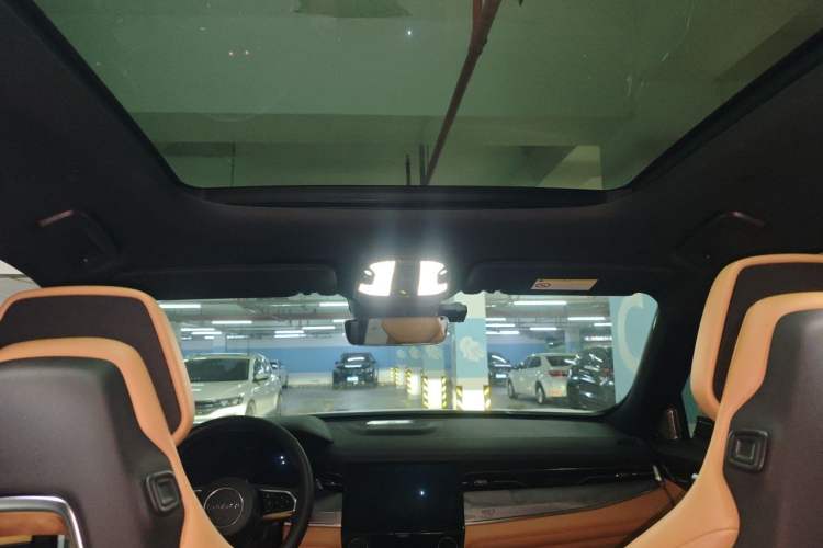 Used Lynk & Co 09 EM-P 2023 2.0TD EM-P Long-Range Version PM 7-Seater Headliner