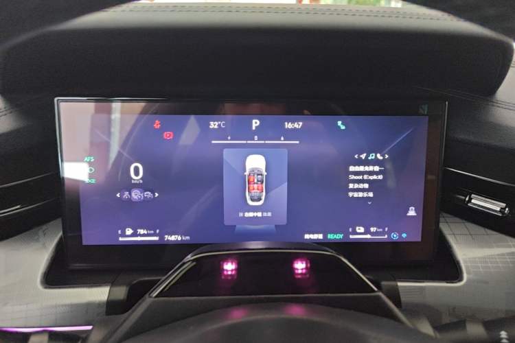 Used Lynk & Co 09 EM-P 2023 2.0TD EM-P Long-Range Version PM 7-Seater Instrument Cluster