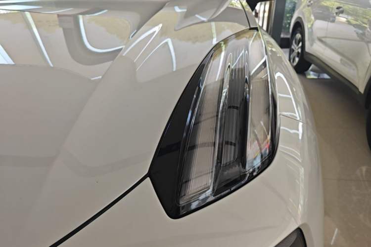 Used Lynk & Co 09 EM-P 2023 2.0TD EM-P Long-Range Version PM 7-Seater Left Front Headlight