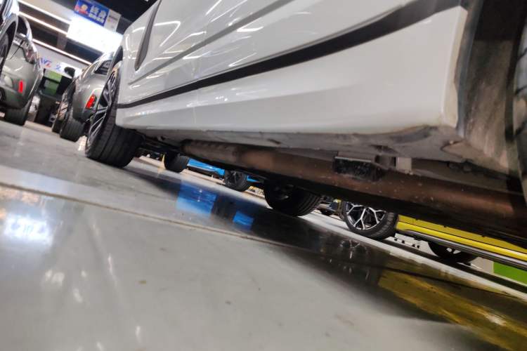 Used Lynk & Co 09 EM-P 2023 2.0TD EM-P Long-Range Version PM Six-Seater Left Side Sill