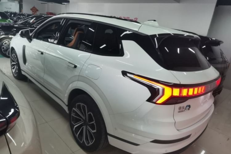 Used Lynk & Co 09 EM-P 2023 2.0TD EM-P Long-Range Version PM Six-Seater Rear Left 45 Deg