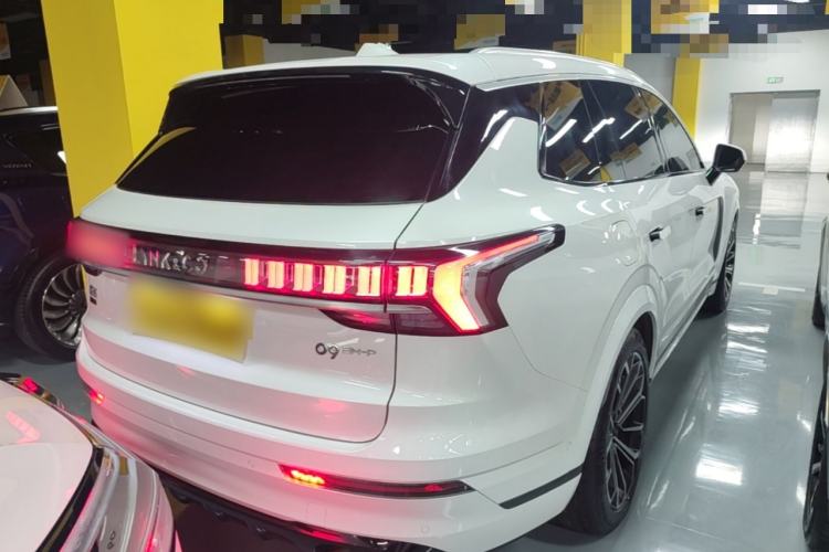 Used Lynk & Co 09 EM-P 2023 2.0TD EM-P Four-Wheel Drive Asian Games Executive Edition Five Seats Rear Right 45 Deg