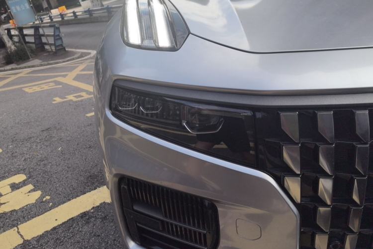 Used Lynk & Co 09 EM-P 2023 2.0TD EM-P Long-Range Version PM Six-Seater Right Front Headlight