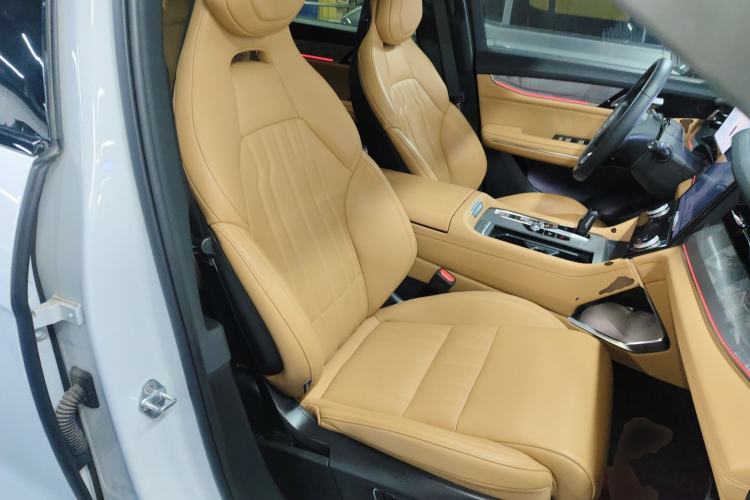 Used Lynk & Co 09 EM-P 2023 2.0TD EM-P Long-Range Version AM Six-Seater Right Front Seat
