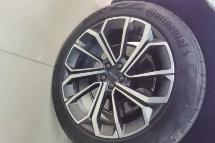 Used Lynk & Co 09 EM-P 2023 2.0TD EM-P Long-Range Version PM Six-Seater Right Rear Wheel Hub